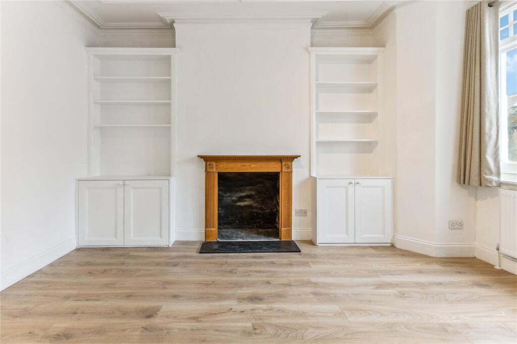 Apartment in London - More