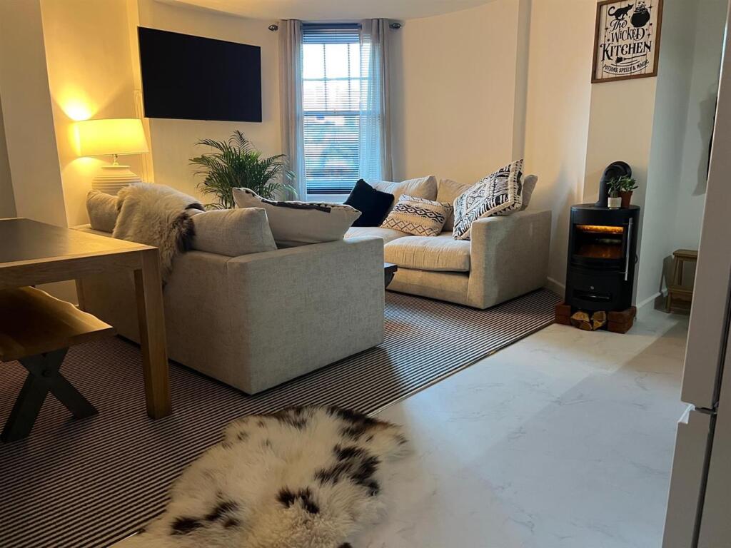 Apartment in Bristol - View 4