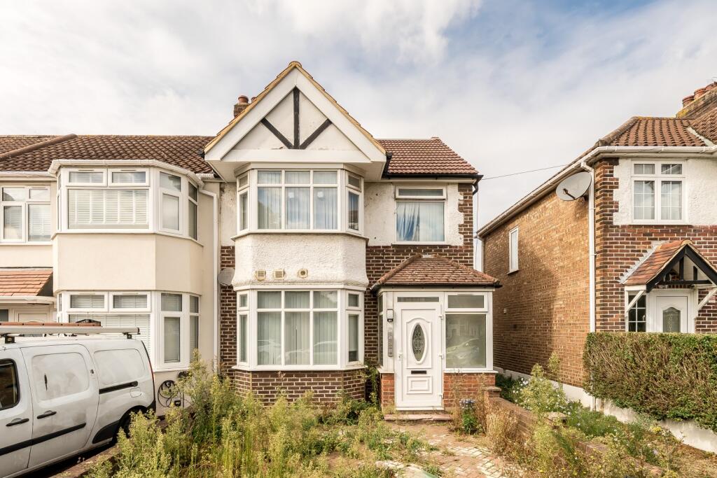 6-bed house on Rydal Crescent, Perivale, Ealing, £650,000