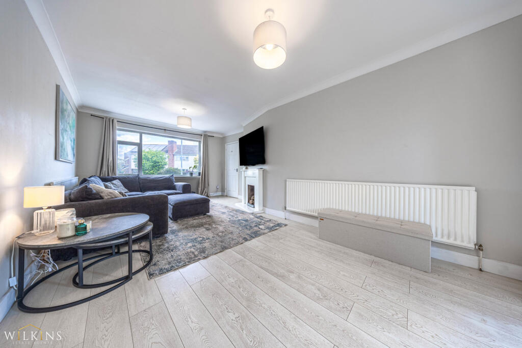 House in Tamworth, Staffordshire - View 4