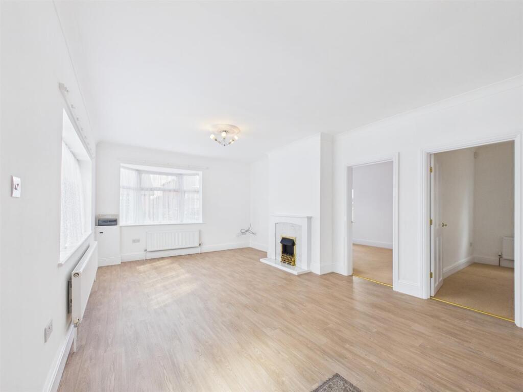 House in East Lindsey, Mablethorpe, Mablethorpe and Sutton - More
