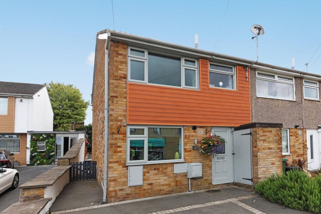 Main image of property: High Street, Morley, LS27