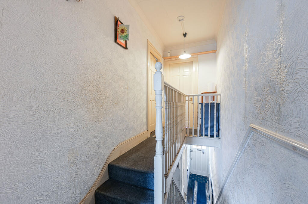 Hedgley Street, Lee, London, SE12 - View 5