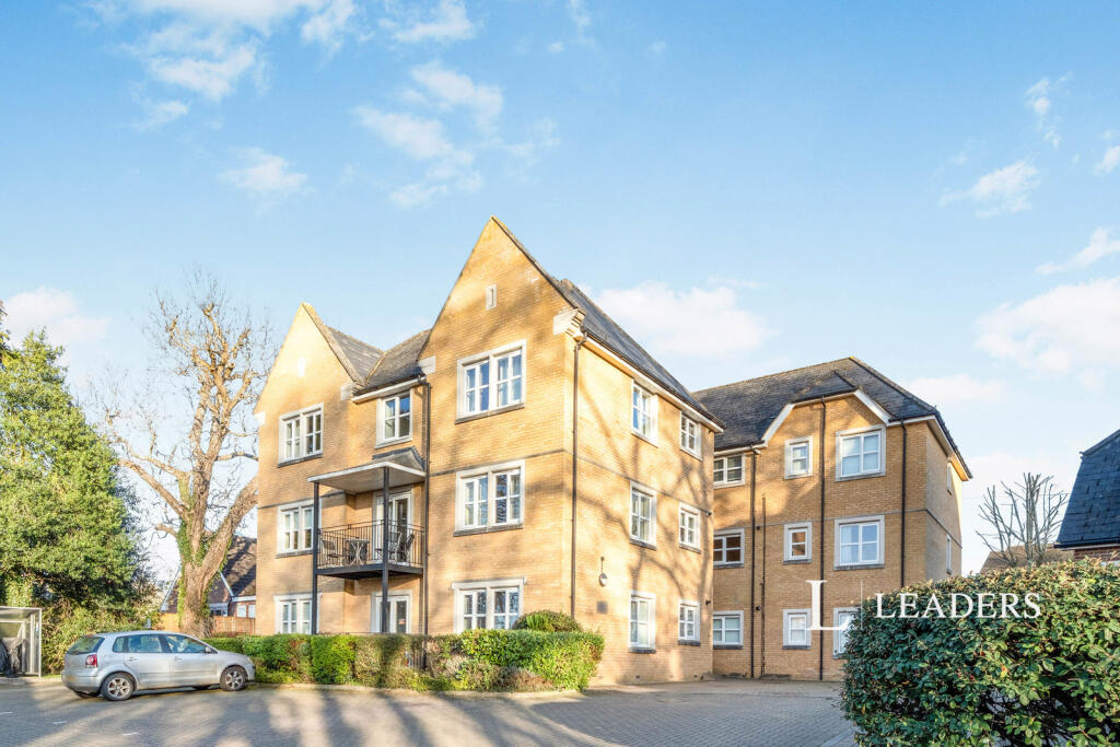 Main image of property: Waglands Garden, Buckingham, MK18