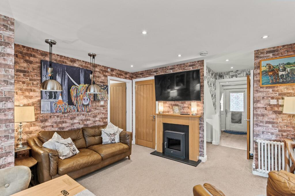 House in Fishcross, Devon Village - View 4
