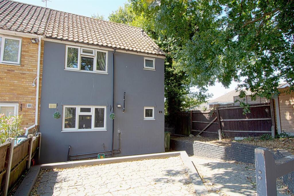 Main image of property: Gascoigne Way, Billericay