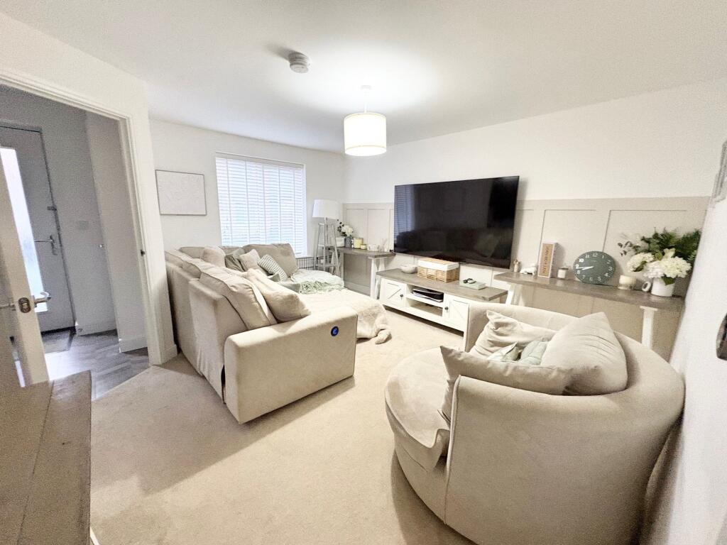 Vendeen Grove, Whitehouse, MK8 photo 3