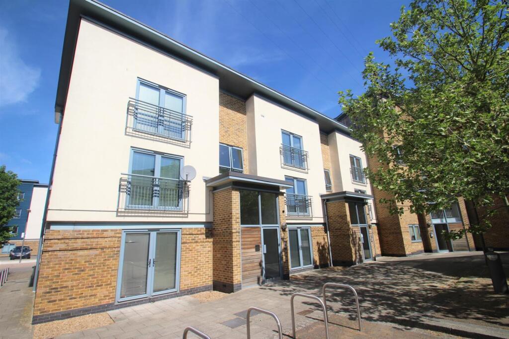 Main image of property: Ballantyne Drive, Colchester, CO2 8GL