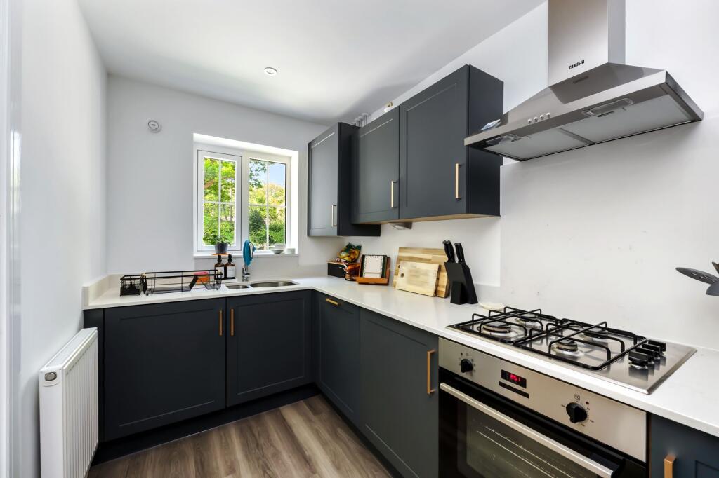 House in Crawley, Riverbrook place, Forge Wood - View 5