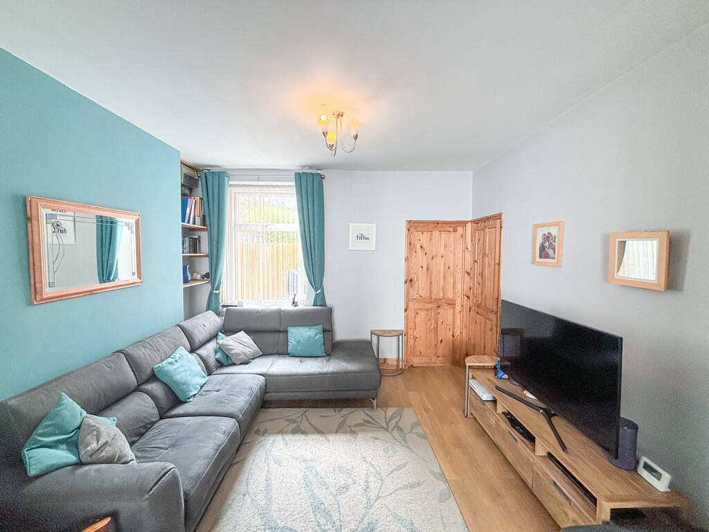 House in Hengoed, Ystrad Mynach, Gelligaer - View 2