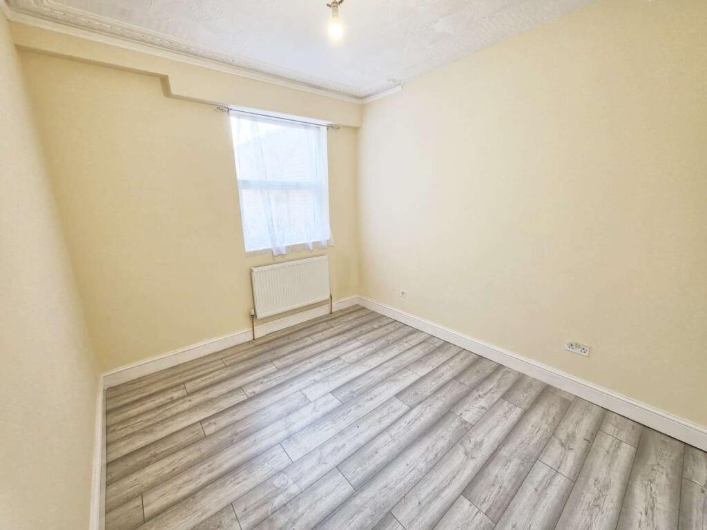 House in London - View 4