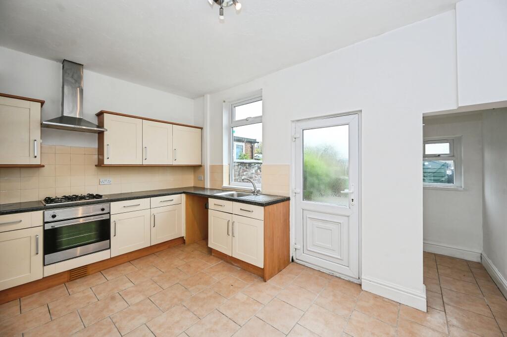 Bolton Road, Ashton-In-Makerfield, WN4 photo 5