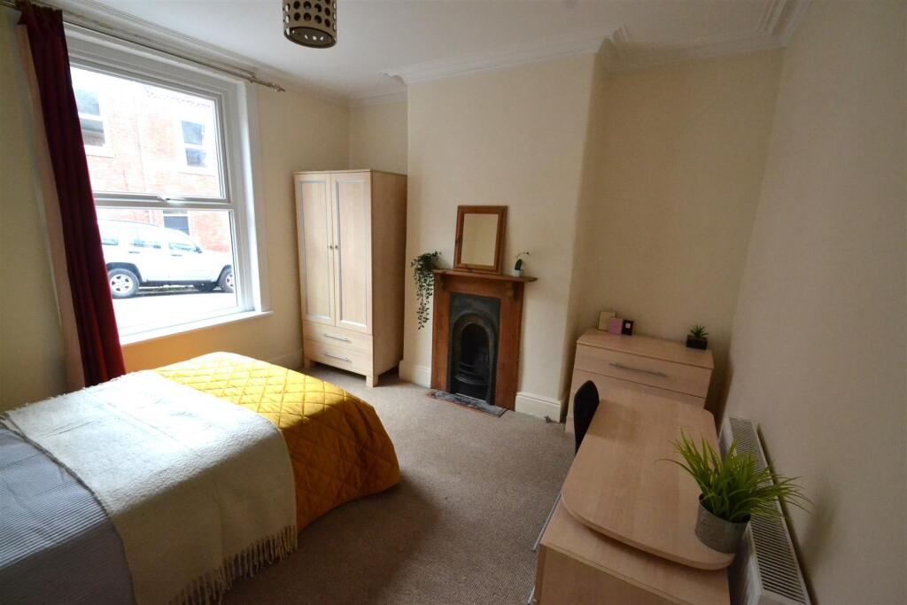 House in Exeter - View 4