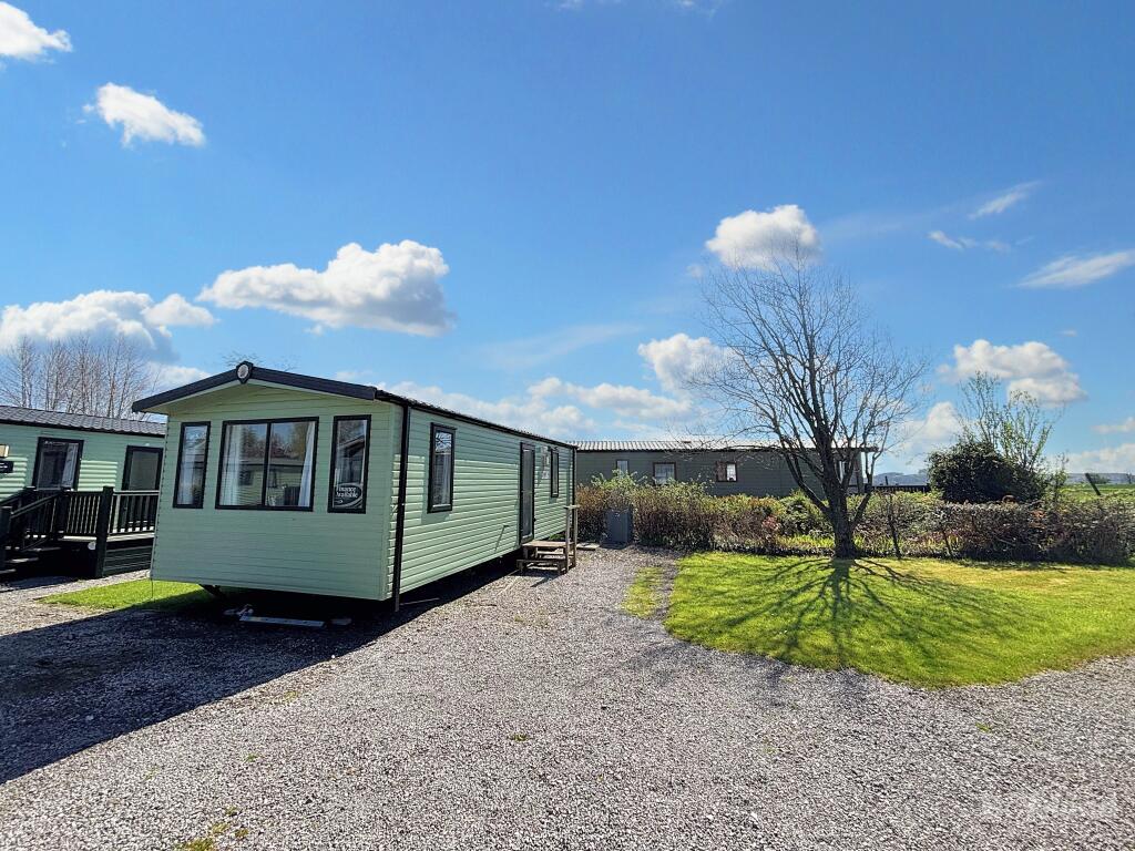2-bed caravan on 10 Topiary Way, Lakesway Holiday Home & Lodge Park, Levens, LA8 8EQ, £45,500