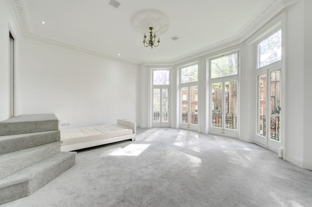 Main image of property: Egerton Gardens, Knightsbridge SW3