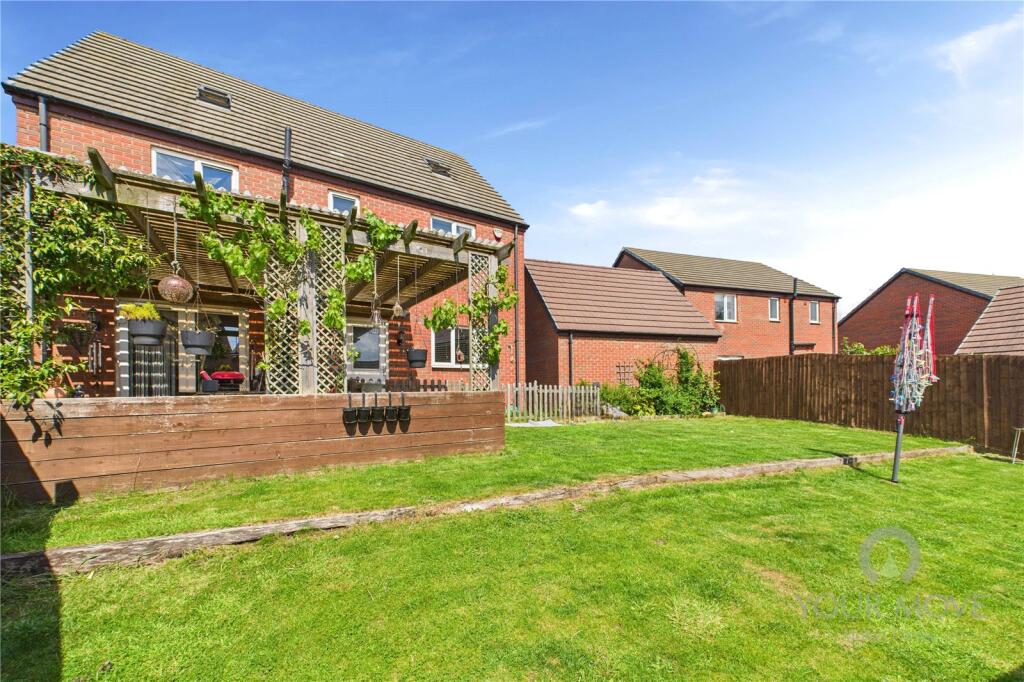 Garner Close, Harlestone Manor, Northampton, Northamptonshire, NN5 photo 3