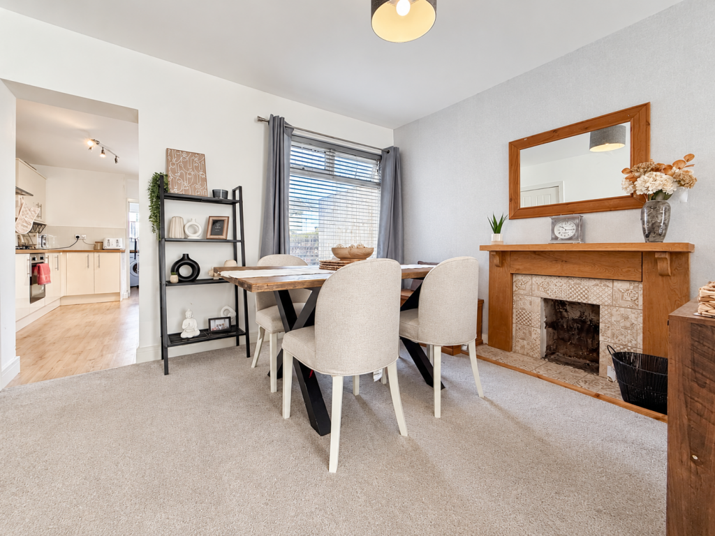 House in Abernant, Aberdare East - View 4