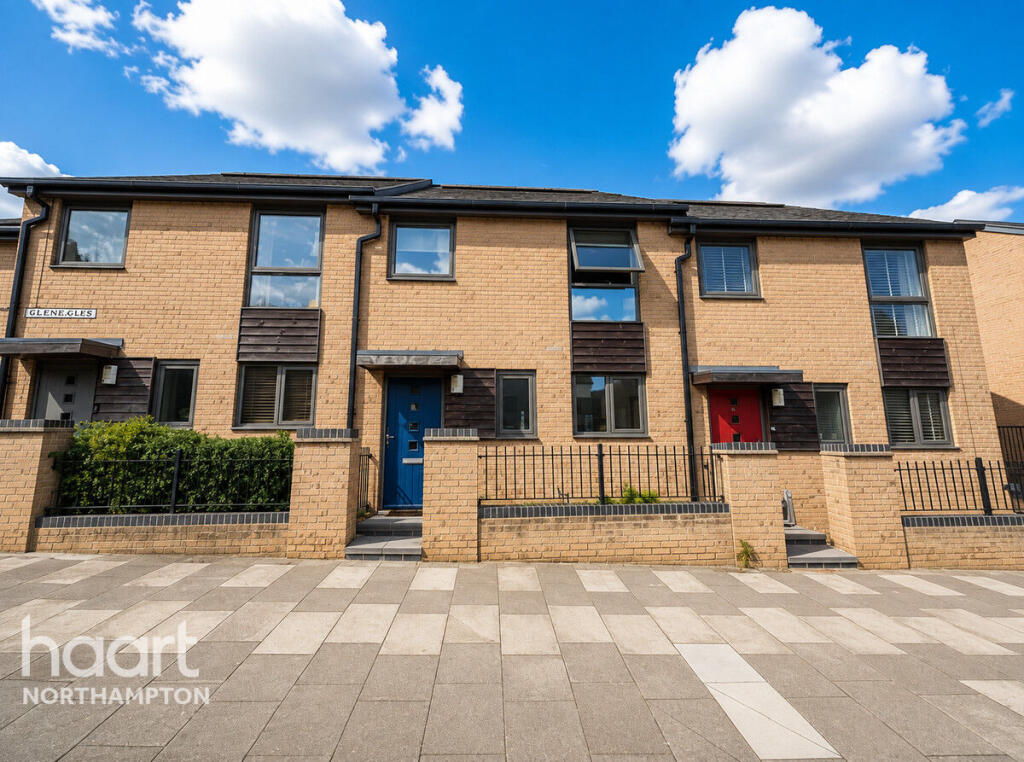 House in Northampton - View 2
