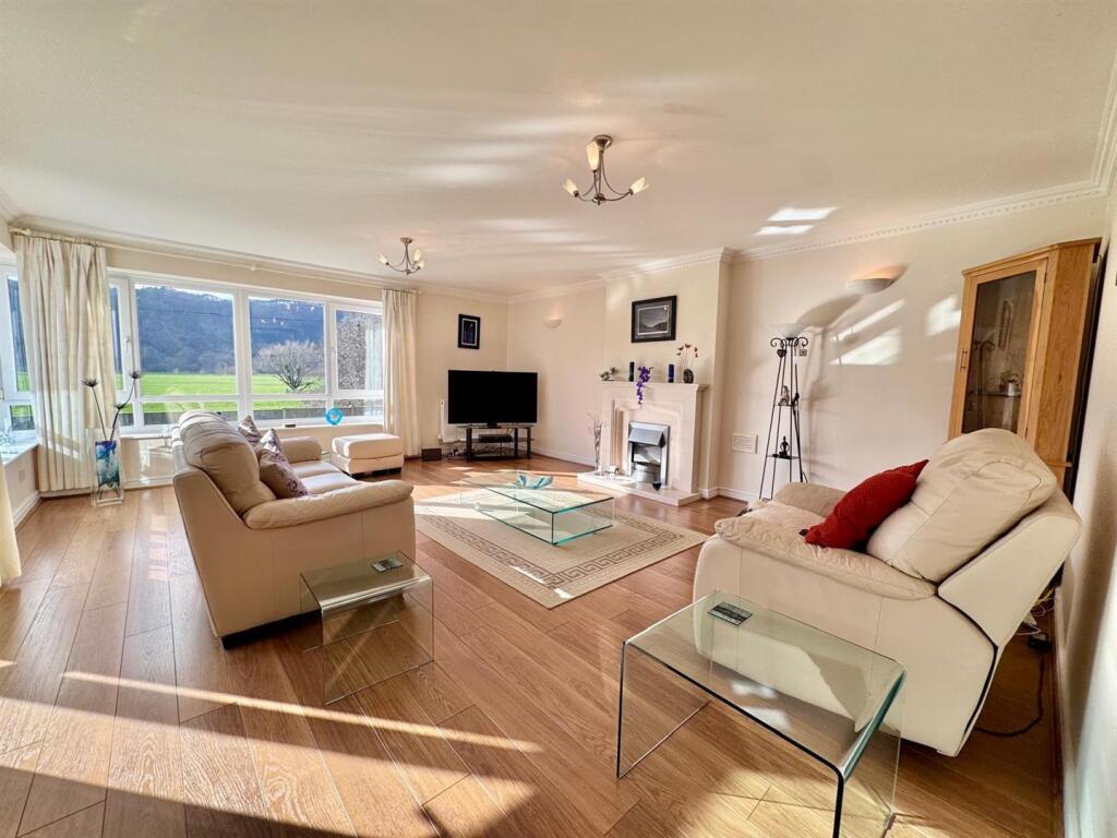 Station Road, Llanrwst photo 5