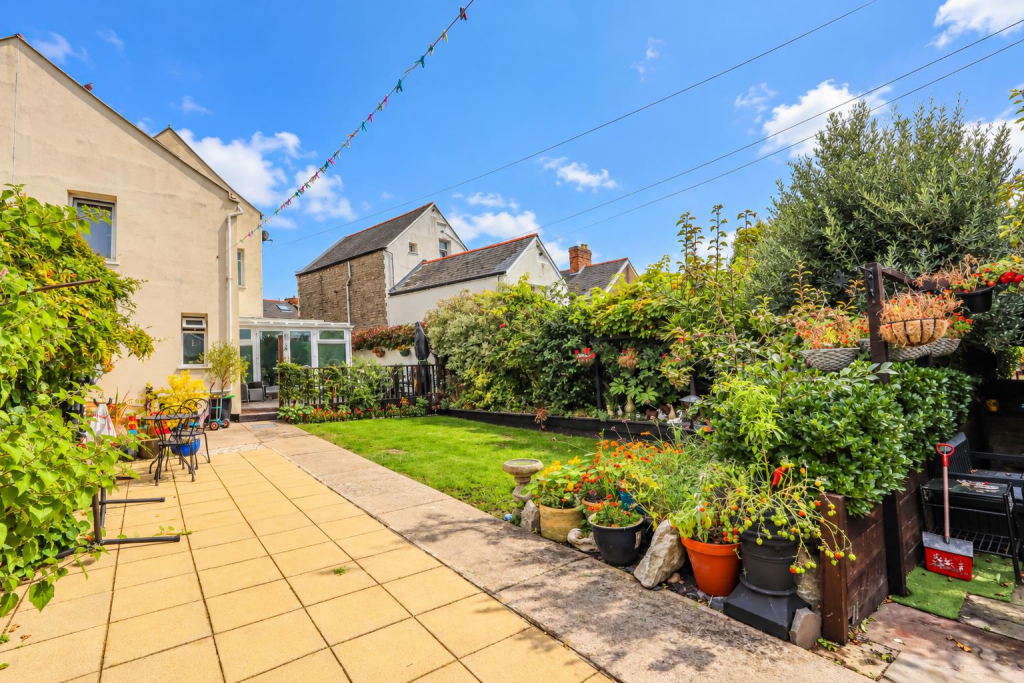 House in Cardiff - View 2
