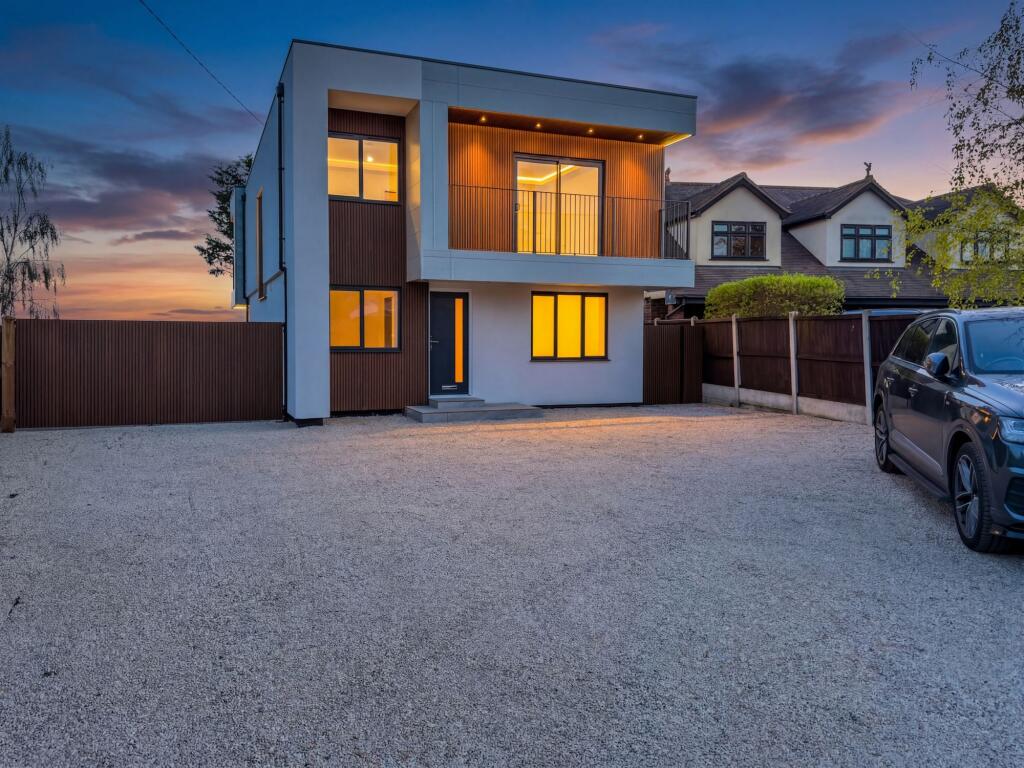 4-bed detached on Mountview Crescent, St. Lawrence, CM0, £750,000