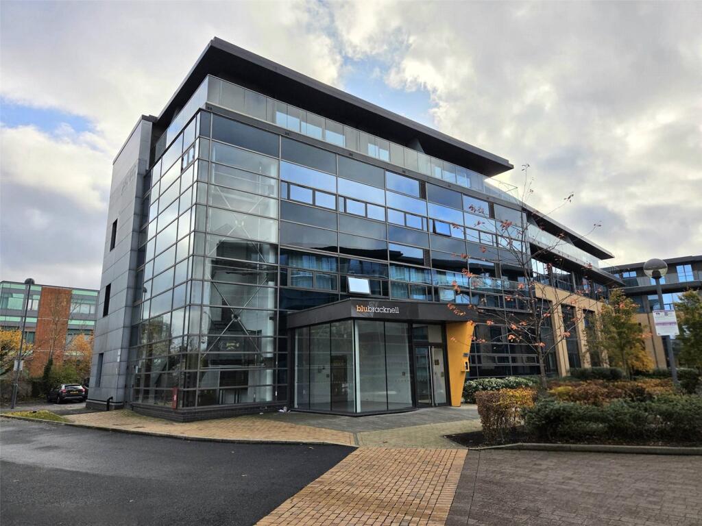 Main image of property: Wokingham Road, Bracknell, Berkshire, RG42