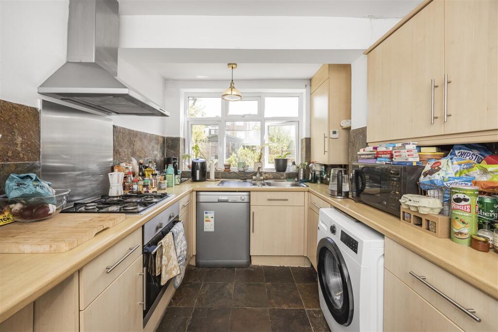 Apartment in London - View 3