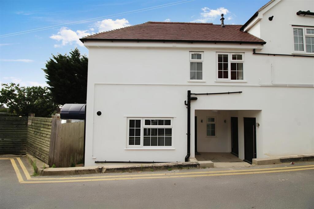 Main image of property: Sevenoaks
