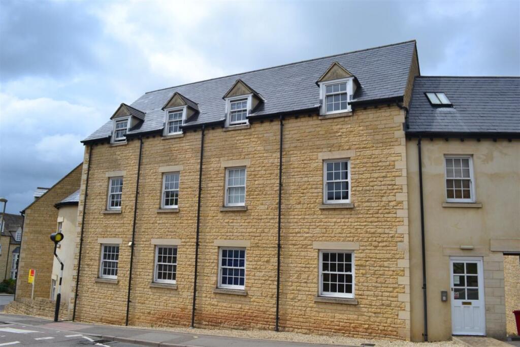 Main image of property: Albion Street, Chipping Norton, OX7