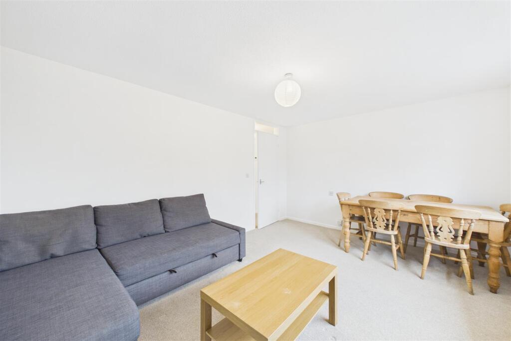 Apartment in Chichester - View 5