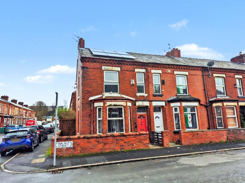 2-bed terraced on Walnut Street, Manchester, Greater Manchester, M18, £130,000