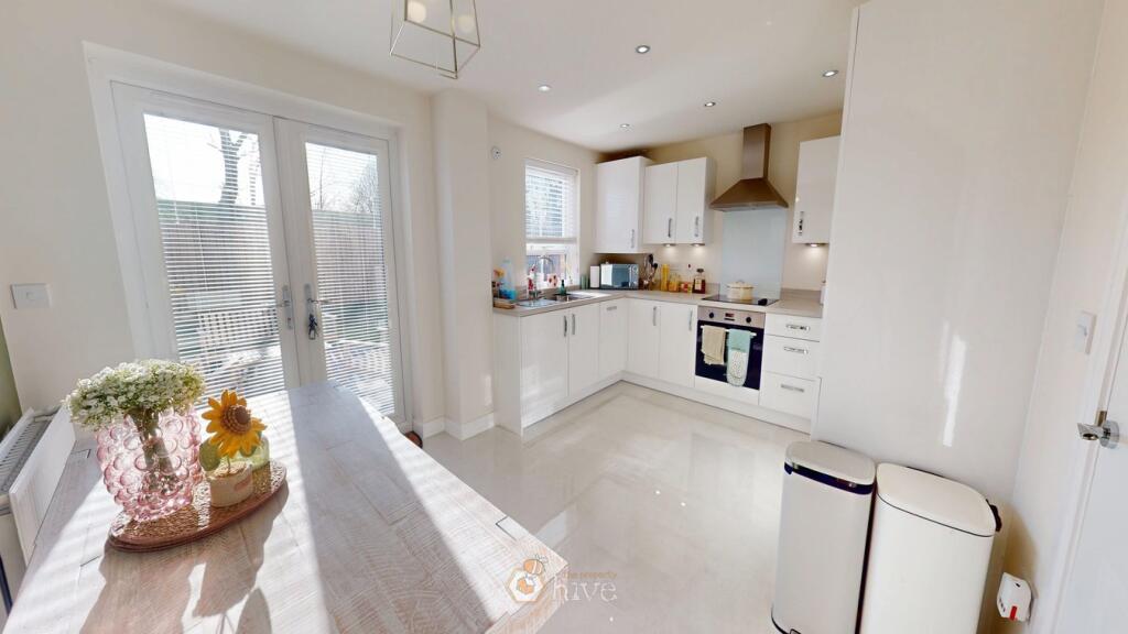 Farmhouse Drive, Hatfield, Doncaster, DN7 photo 2