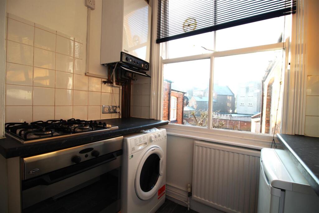 1 bedroom house for rent
