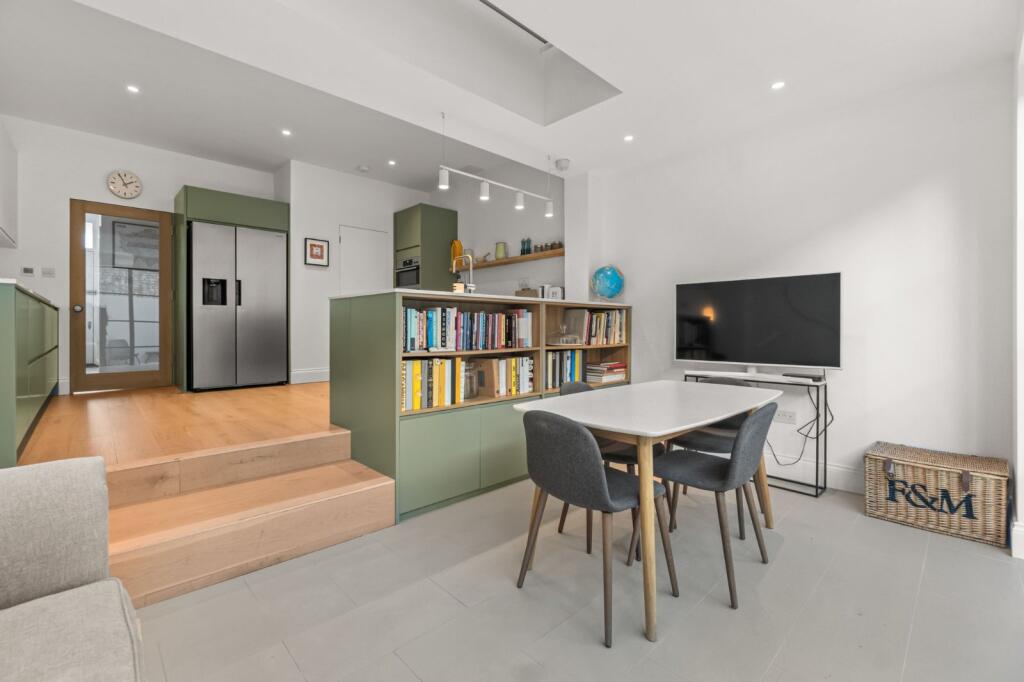 House in London, Hammersmith - View 5
