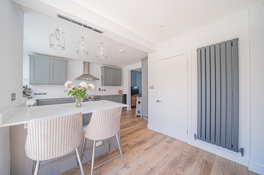 House in Solihull, Ulverley Green - View 4