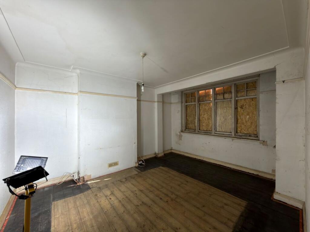 House in Harrow - More