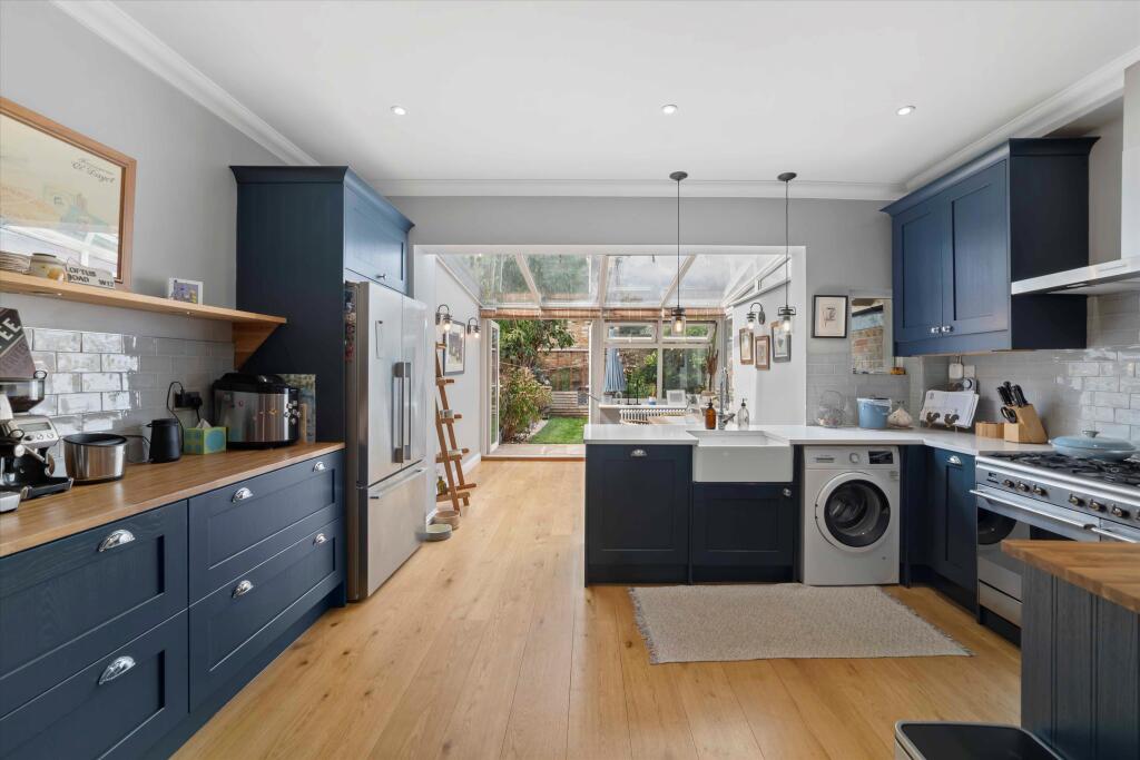 House in London - View 3