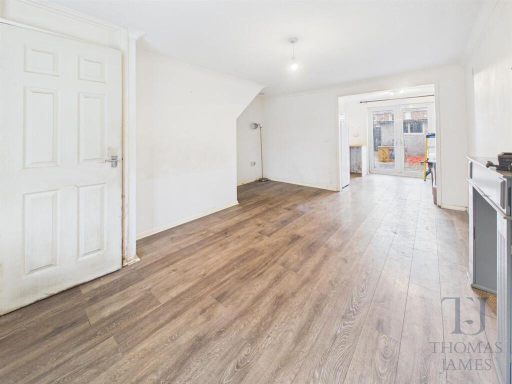 Pieris Drive, Nottingham, NG11 photo 4