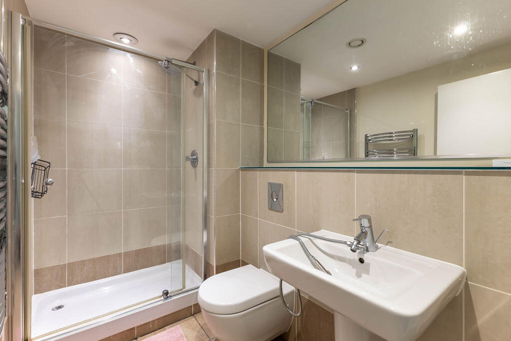 Apartment in Newcastle upon Tyne - More
