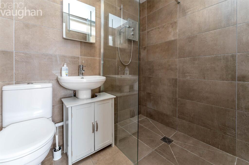 Apartment in Brighton - More