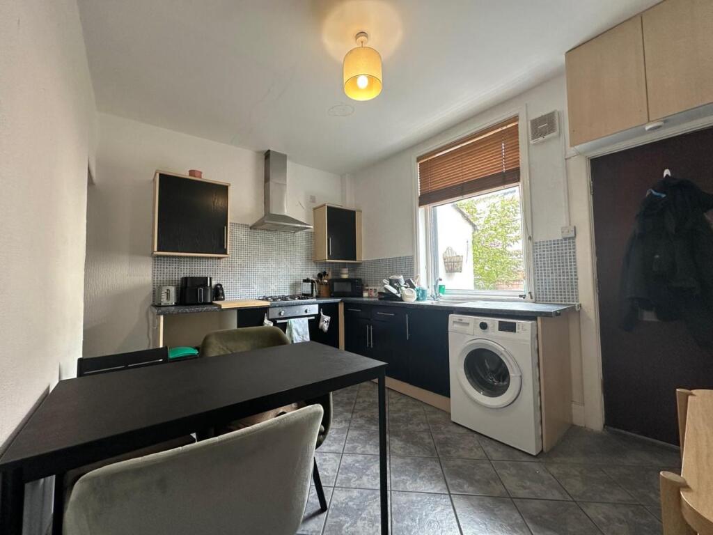 House in Stockport, Reddish - More