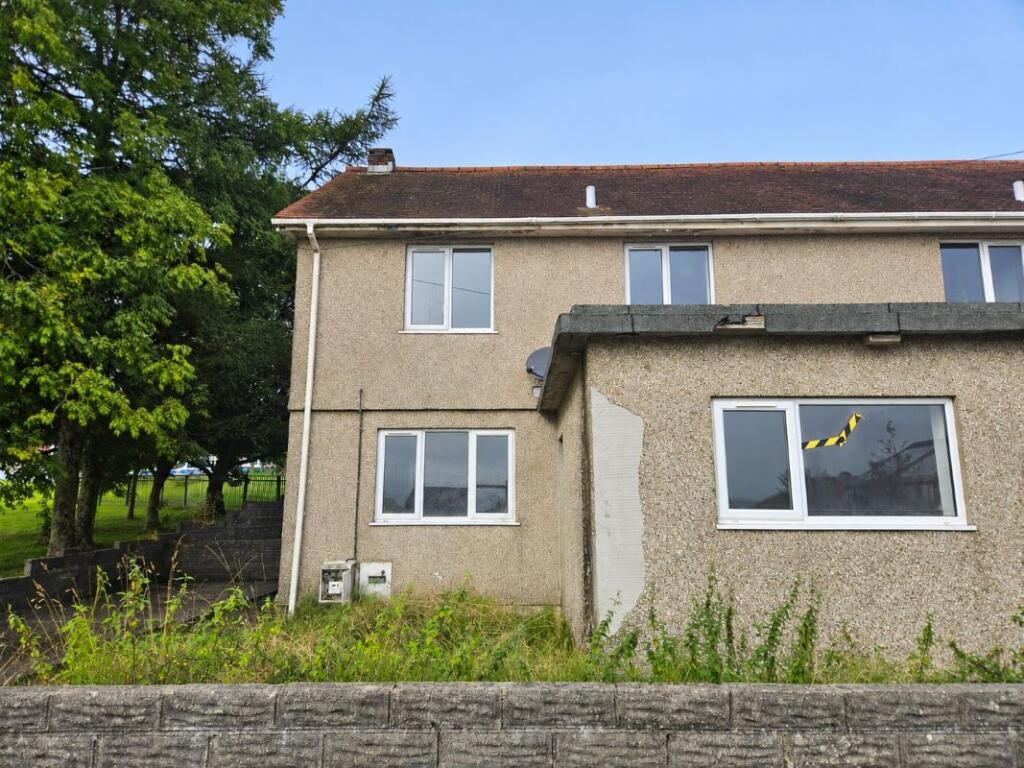 Main image of property: 129A Longview Road, Clase, Swansea, West Glamorgan, SA6 7HP