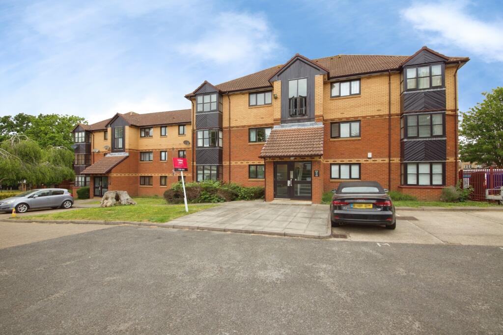 Main image of property: Medesenge Way, London, N13