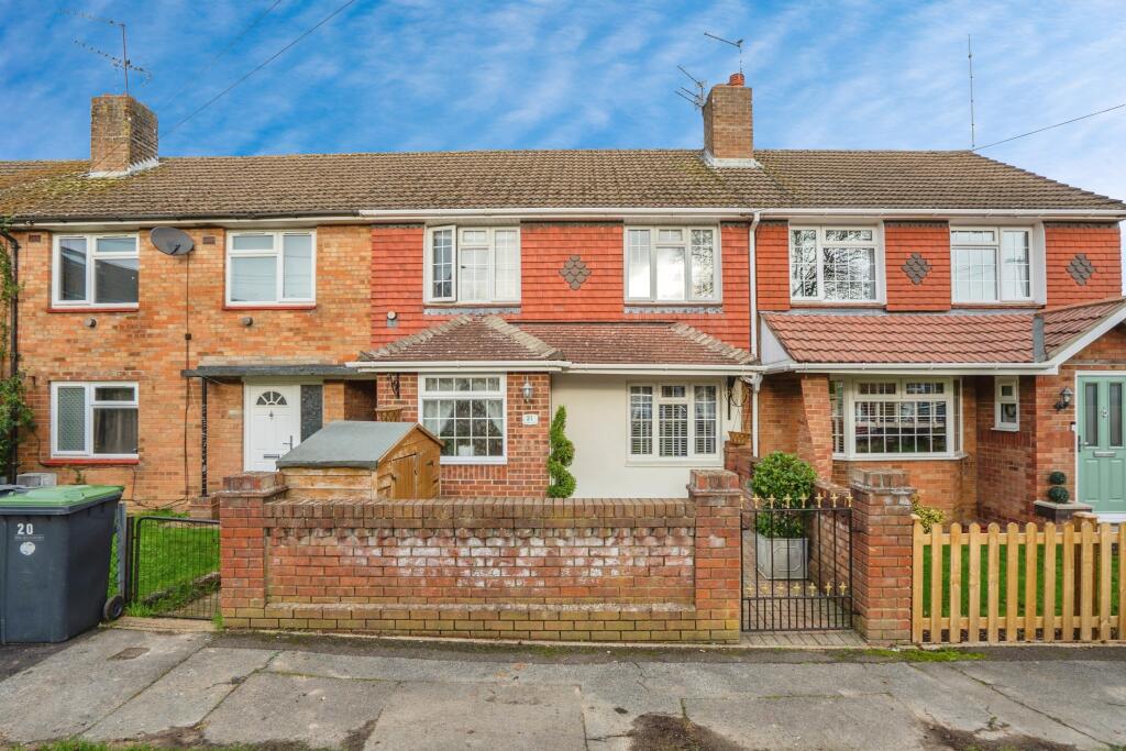 Main image of property: Hawkley Close, Leigh Park, Havant, PO9