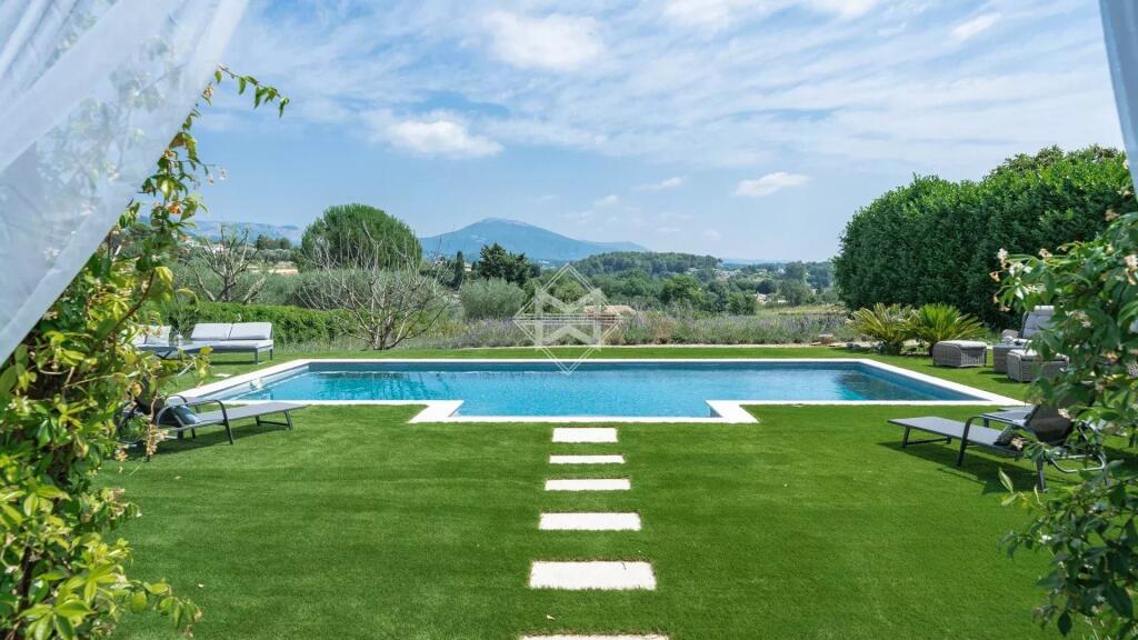 Main image of property: Provence-Alps-Cote d`Azur, Alpes-Maritimes, Plascassier