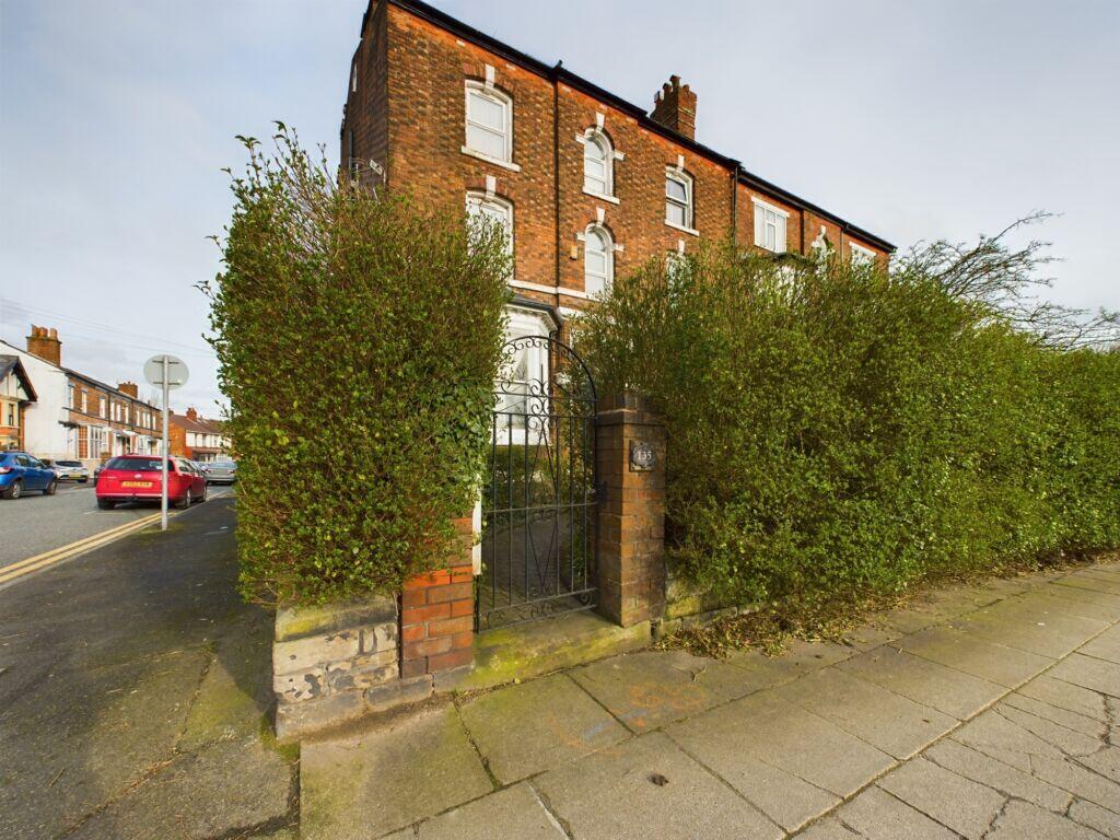 Main image of property: Wigan Lane, Wigan, WN1 2NB