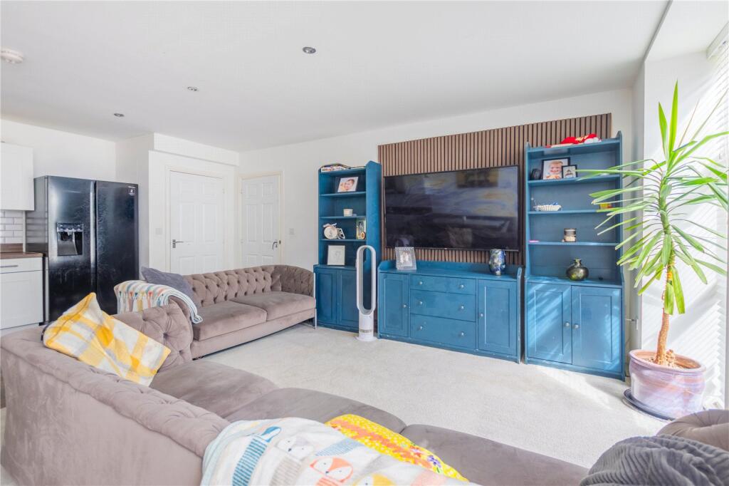 House in Rochdale, Greater Manchester - View 3