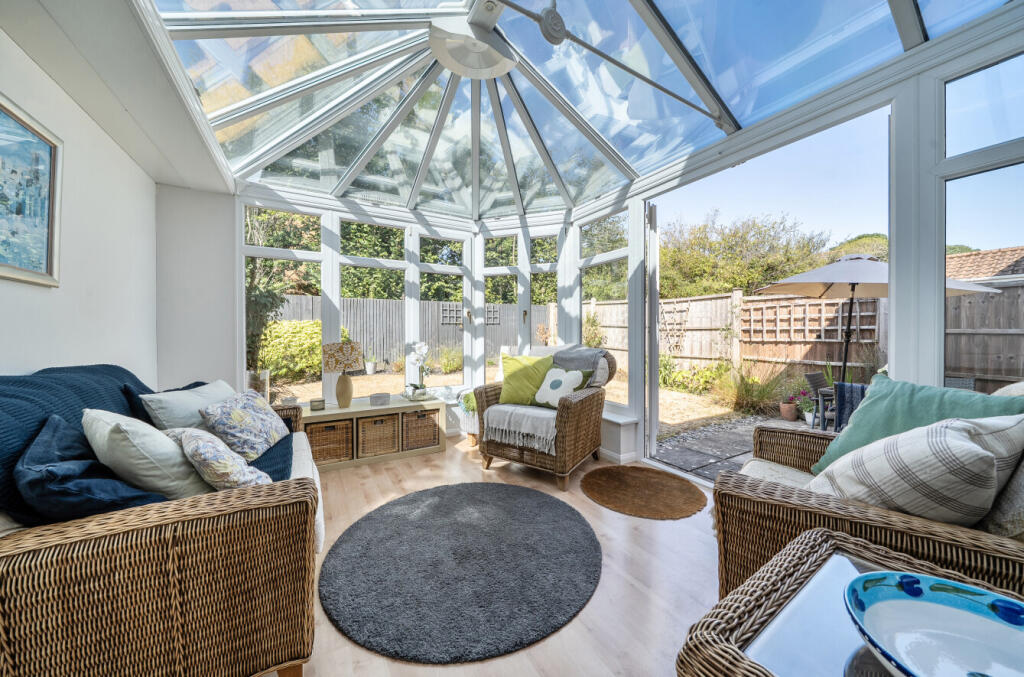 House in Test Valley, Knightwood Park, Valley Park - View 4