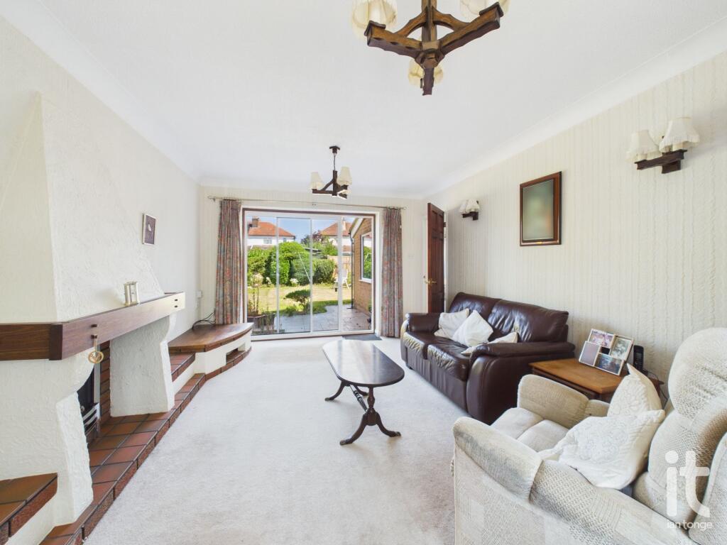 Ashbourne Road, Hazel Grove, Stockport, SK7 photo 2