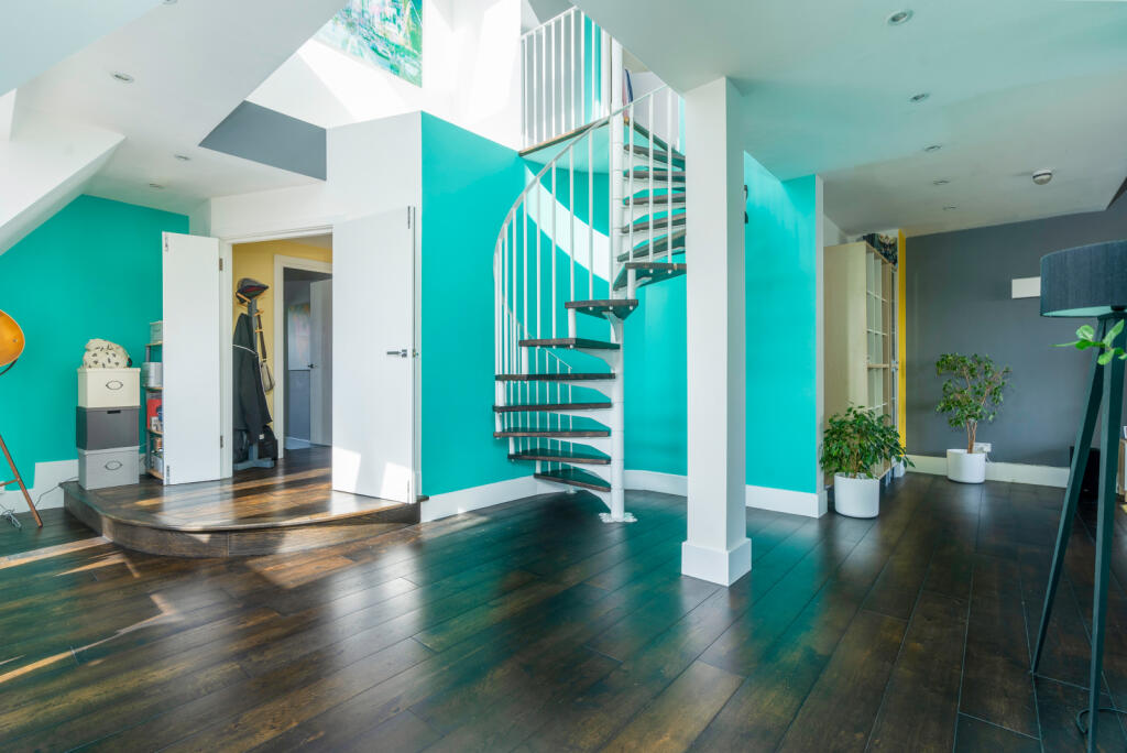 Main image of property: Empire Square, Islington, London, N7